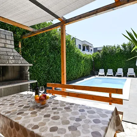 Βίλα House Lucia